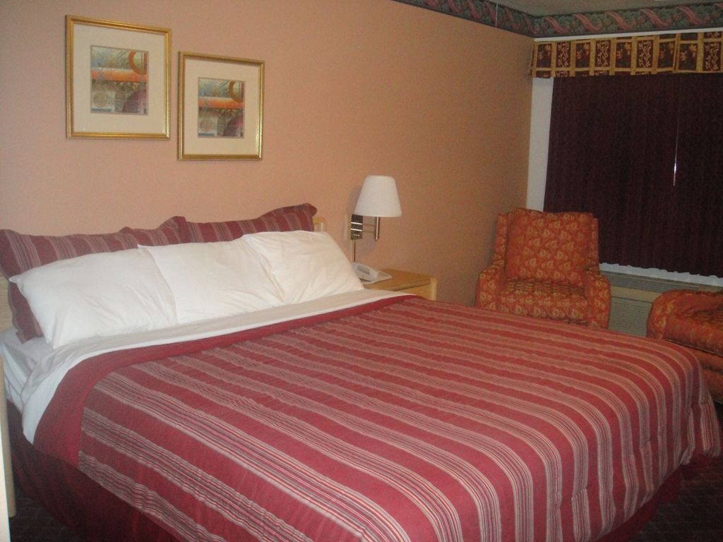 Muir Lodge Motel Martinez Ruang foto