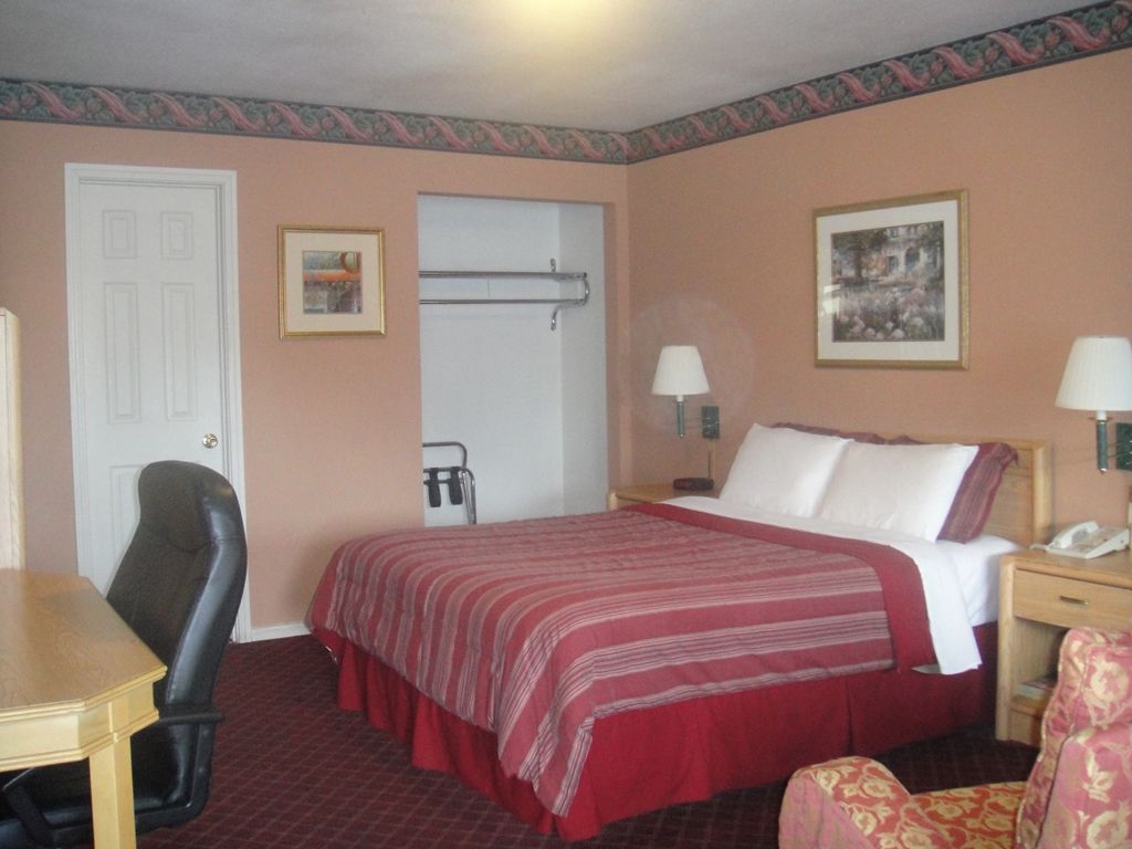 Muir Lodge Motel Martinez Ruang foto