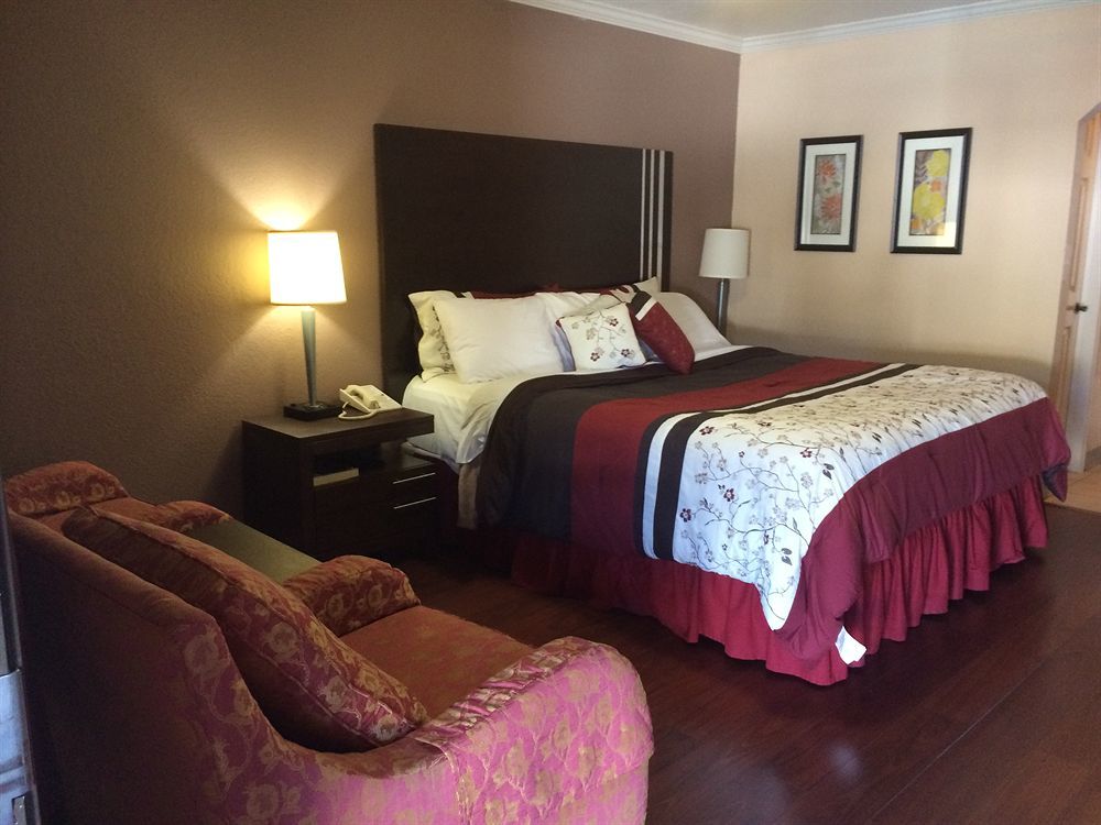 Muir Lodge Motel Martinez Bagian luar foto