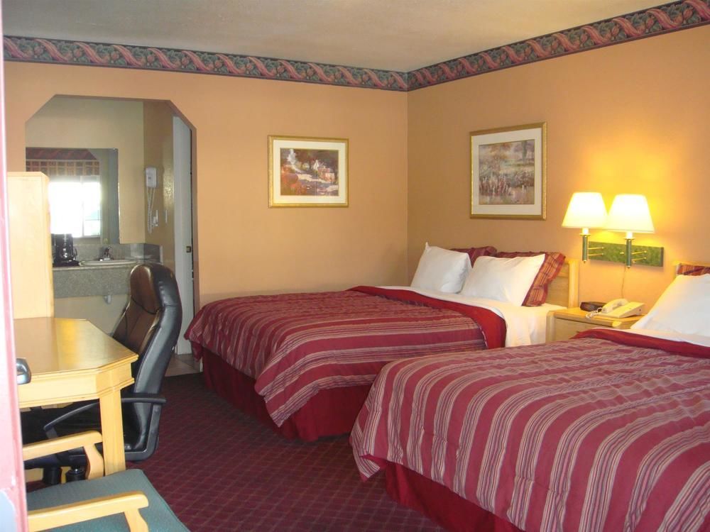 Muir Lodge Motel Martinez Bagian luar foto
