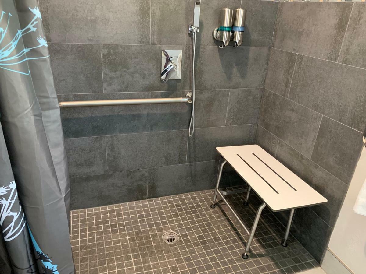 Muir Lodge Motel Martinez Bagian luar foto